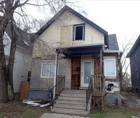 3718 N 7th STREET, Milwaukee, WI 53212