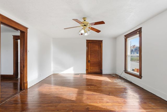 242 Wilson Avenue, Cynthiana, KY 41031