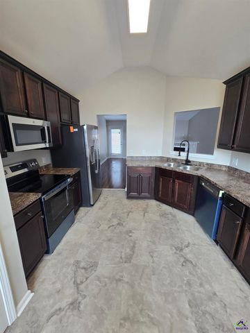 119 Magnum Way, Perry, GA 31069