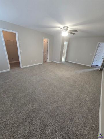 119 Magnum Way, Perry, GA 31069