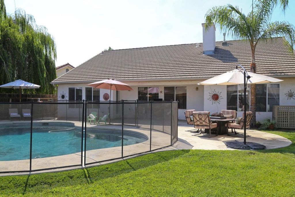 Image 25 of property listing at 5731 N Tracy Avenue, Fresno, CA 93722