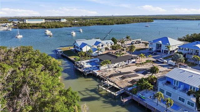 265 Tropical Shores WAY, Fort Myers Beach, FL 33931