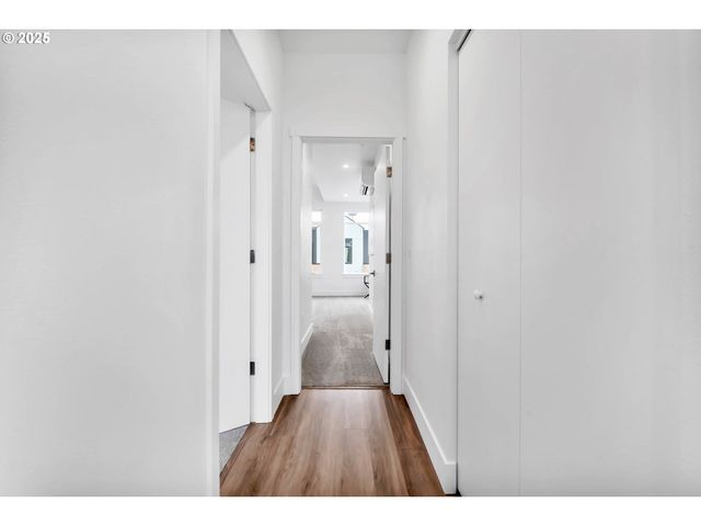 181 Civic Dr, Eugene, OR 97405