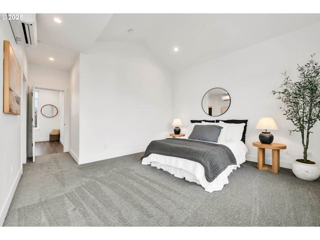 181 Civic Dr, Eugene, OR 97405