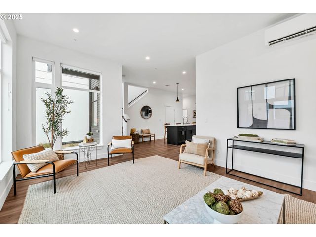 181 Civic Dr, Eugene, OR 97405