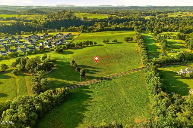 5 McCleary Lane Road, Sevierville, TN 37876