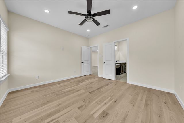 2416 Bird Street, Fort Worth, TX 76111