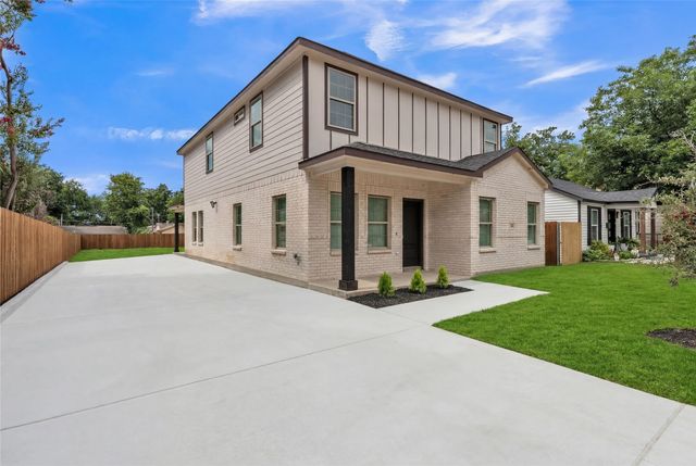 2416 Bird Street, Fort Worth, TX 76111