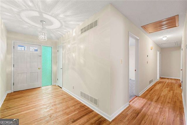 552 Duke Drive, Marietta, GA 30066