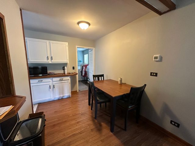 37 S Heather Drive, Crystal Lake, IL 60014