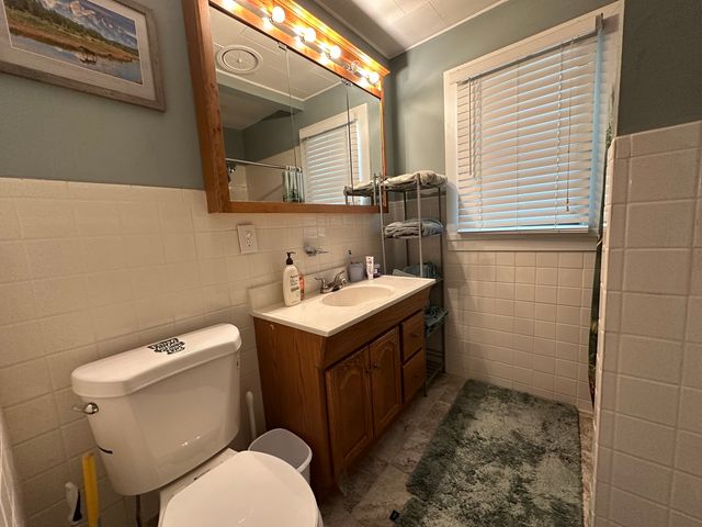 37 S Heather Drive, Crystal Lake, IL 60014