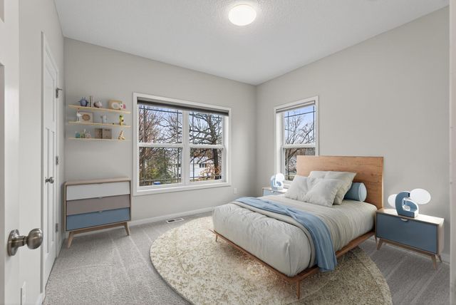 9530 18th Avenue N, Plymouth, MN 55441