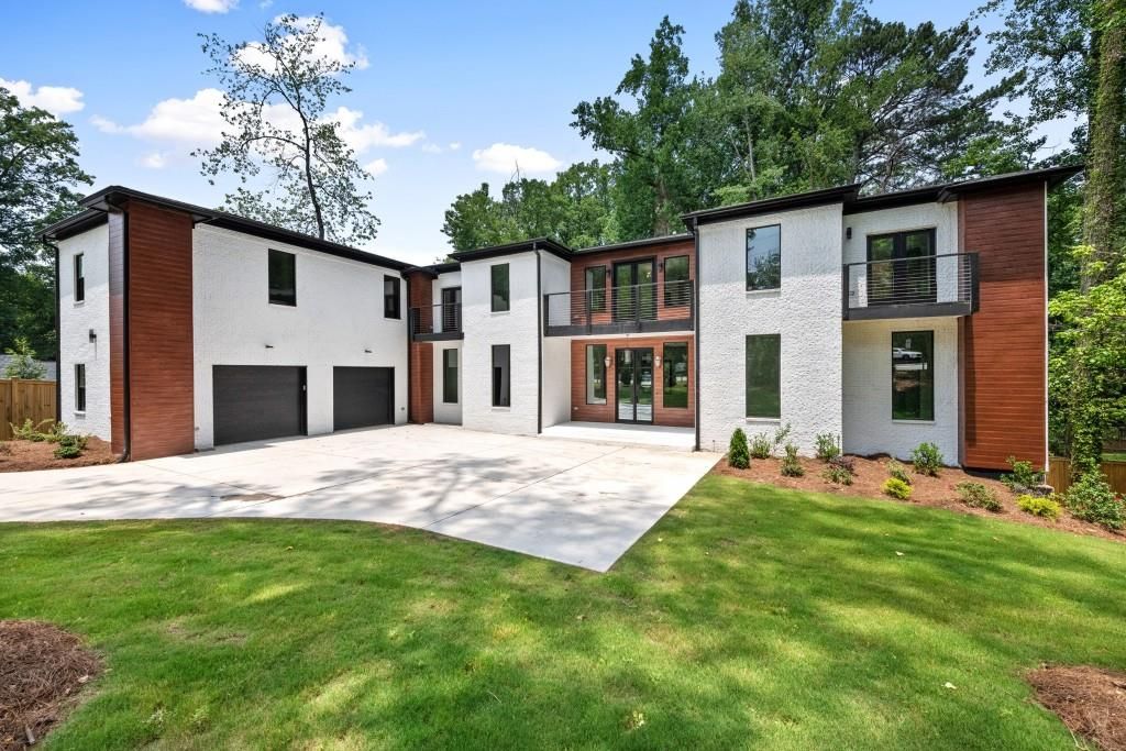 3115 Wood Valley NW Road, Atlanta, GA 30327