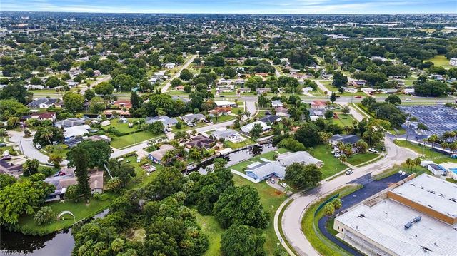 947 Iris DR, North Fort Myers, FL 33903