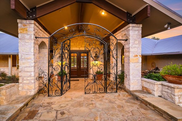 1984 Divide PASS, Blanco, TX 78606