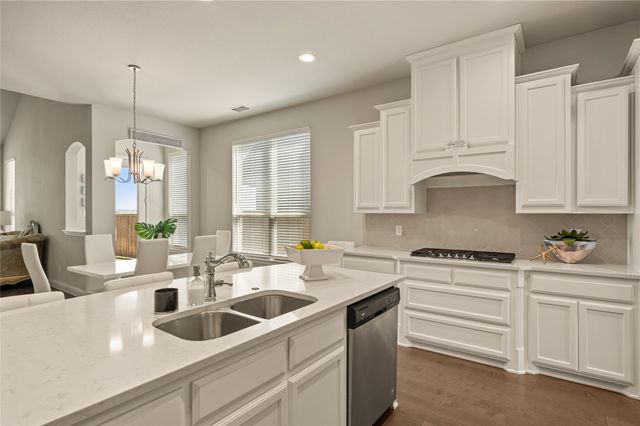 1807 Gristmill Drive, Mansfield, TX 76063