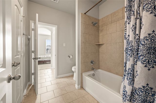 1807 Gristmill Drive, Mansfield, TX 76063