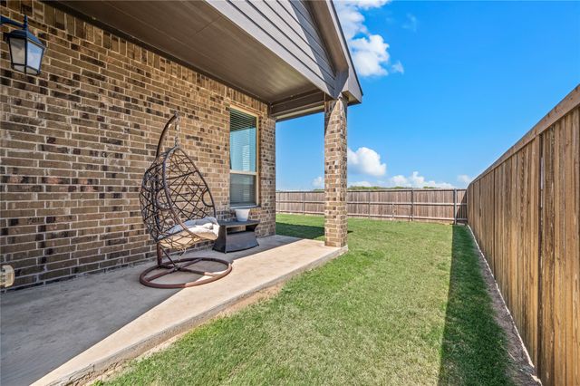1807 Gristmill Drive, Mansfield, TX 76063