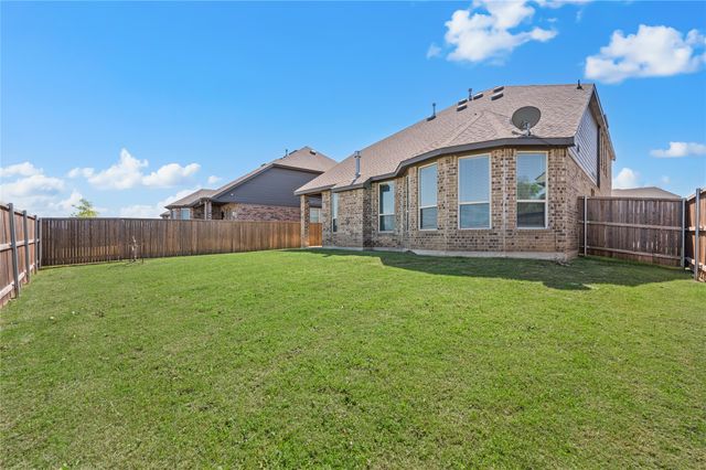1807 Gristmill Drive, Mansfield, TX 76063