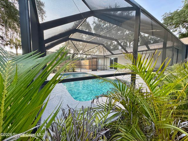 1190 E Grapefruit Road SE, Palm Bay, FL 32909