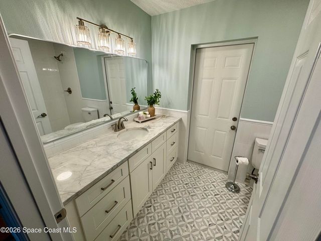 1190 E Grapefruit Road SE, Palm Bay, FL 32909