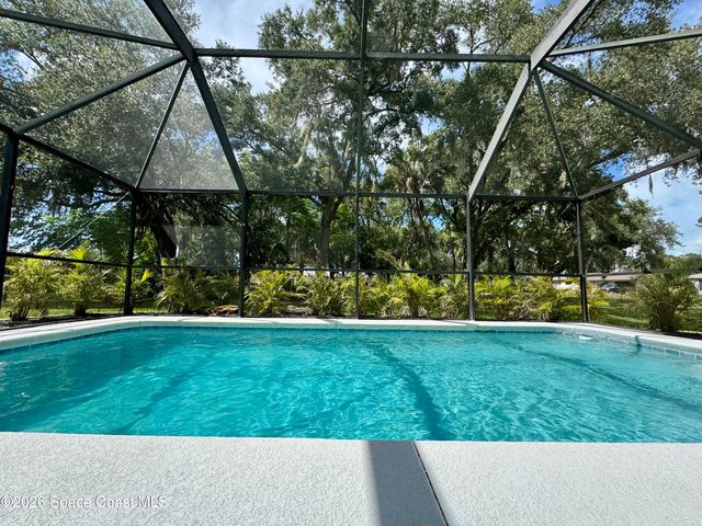 1190 E Grapefruit Road SE, Palm Bay, FL 32909