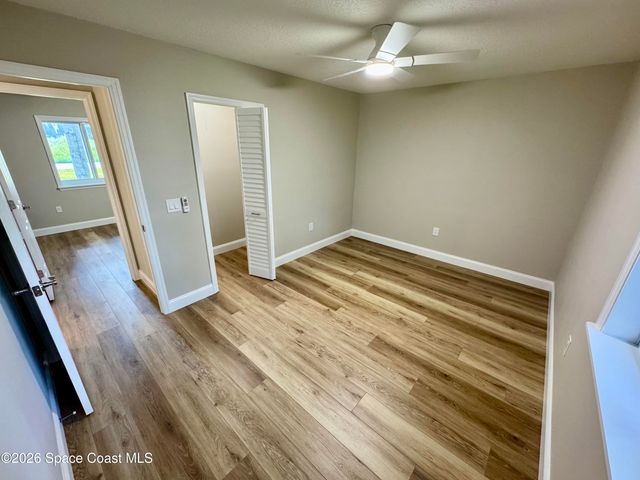 1190 E Grapefruit Road SE, Palm Bay, FL 32909