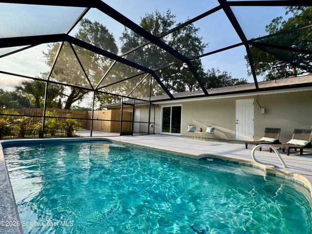 1190 E Grapefruit Road SE, Palm Bay, FL 32909