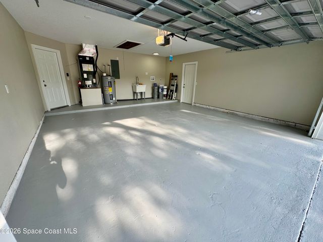 1190 E Grapefruit Road SE, Palm Bay, FL 32909