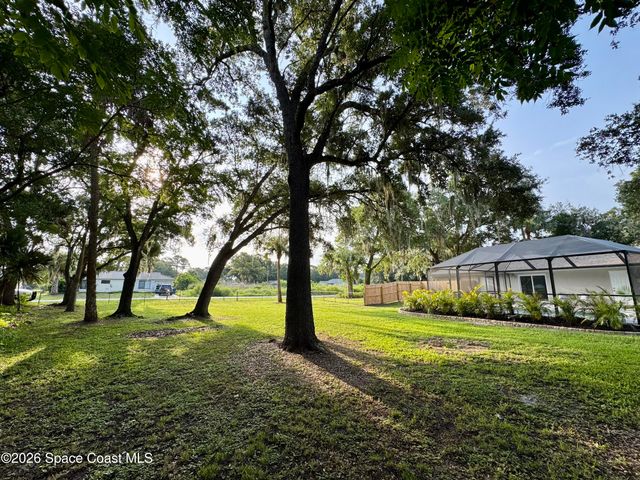 1190 E Grapefruit Road SE, Palm Bay, FL 32909