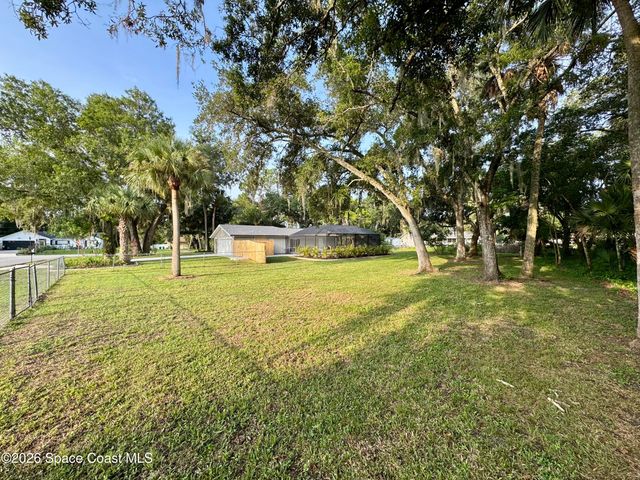 1190 E Grapefruit Road SE, Palm Bay, FL 32909
