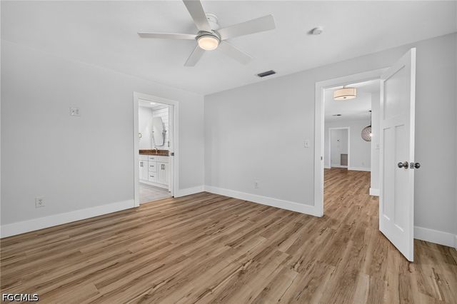 4957 Sorrento CT, Cape Coral, FL 33904