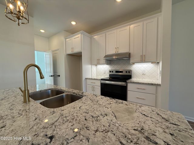 106 E Oak Street, Goldsboro, NC 27530