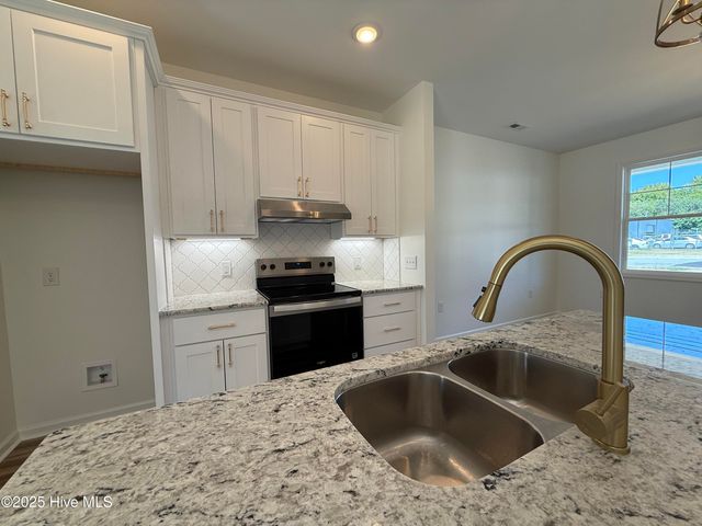106 E Oak Street, Goldsboro, NC 27530