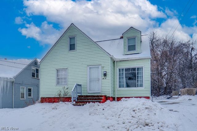 9809 Way Avenue, Cleveland, OH 44105