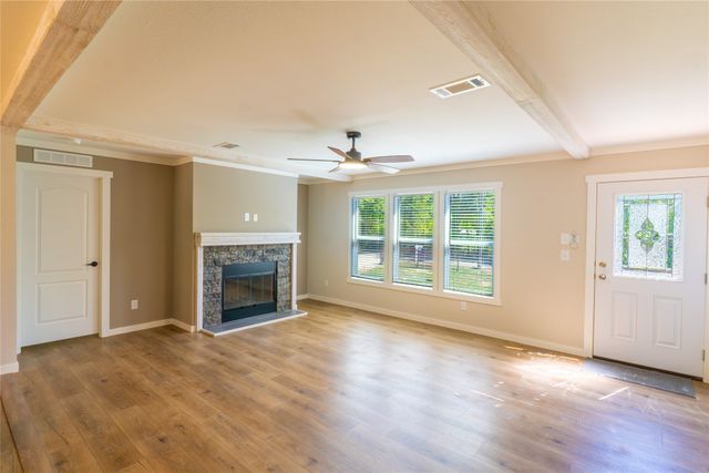 210 Grubbs Lane, Gun Barrel City, TX 75156