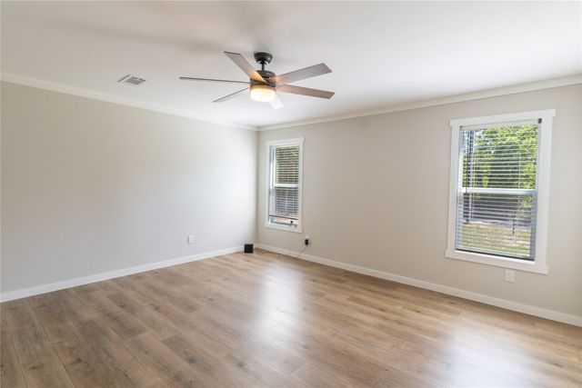 210 Grubbs Lane, Gun Barrel City, TX 75156