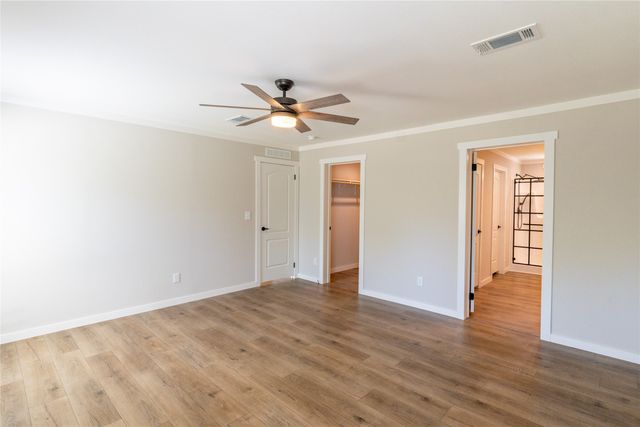 210 Grubbs Lane, Gun Barrel City, TX 75156