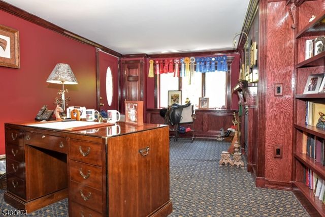 45 Lakeshore Dr, Oakland Boro, NJ 07436