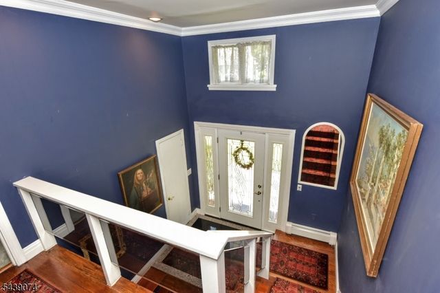 45 Lakeshore Dr, Oakland Boro, NJ 07436