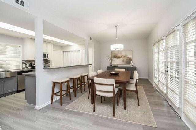 201 Vanderpool Lane 113, Houston, TX 77024