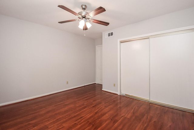 201 Vanderpool Lane 113, Houston, TX 77024