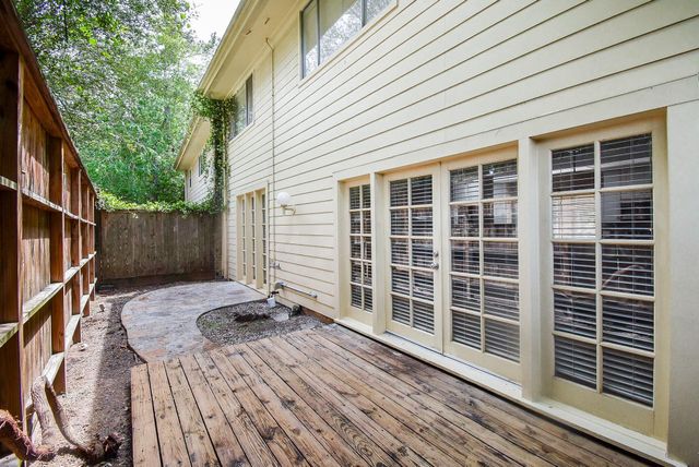 201 Vanderpool Lane 113, Houston, TX 77024