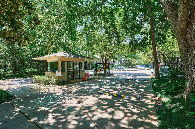 201 Vanderpool Lane 113, Houston, TX 77024