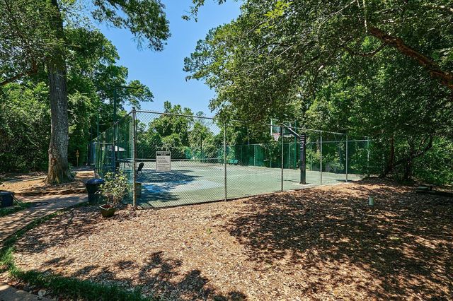 201 Vanderpool Lane 113, Houston, TX 77024