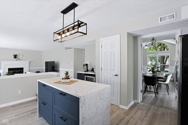 7713 Raleigh Lane, Fishers, IN 46038