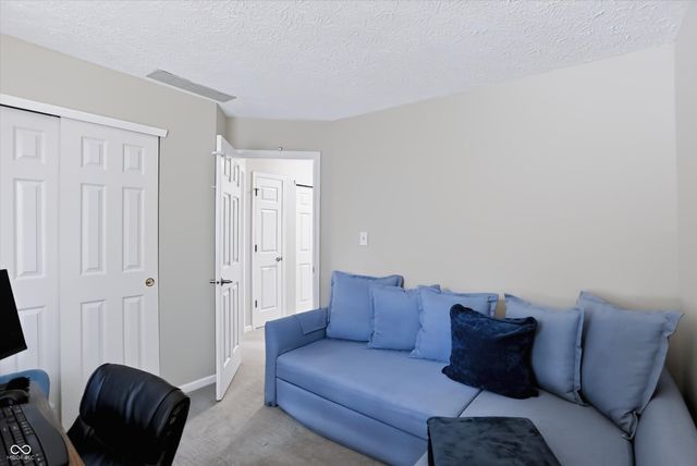7713 Raleigh Lane, Fishers, IN 46038