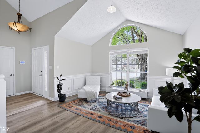 7713 Raleigh Lane, Fishers, IN 46038