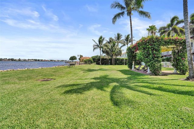 132 Ocean Cay Way, Hypoluxo, FL 33462