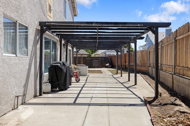 1742 Swenson Ct, Stockton, CA 95206